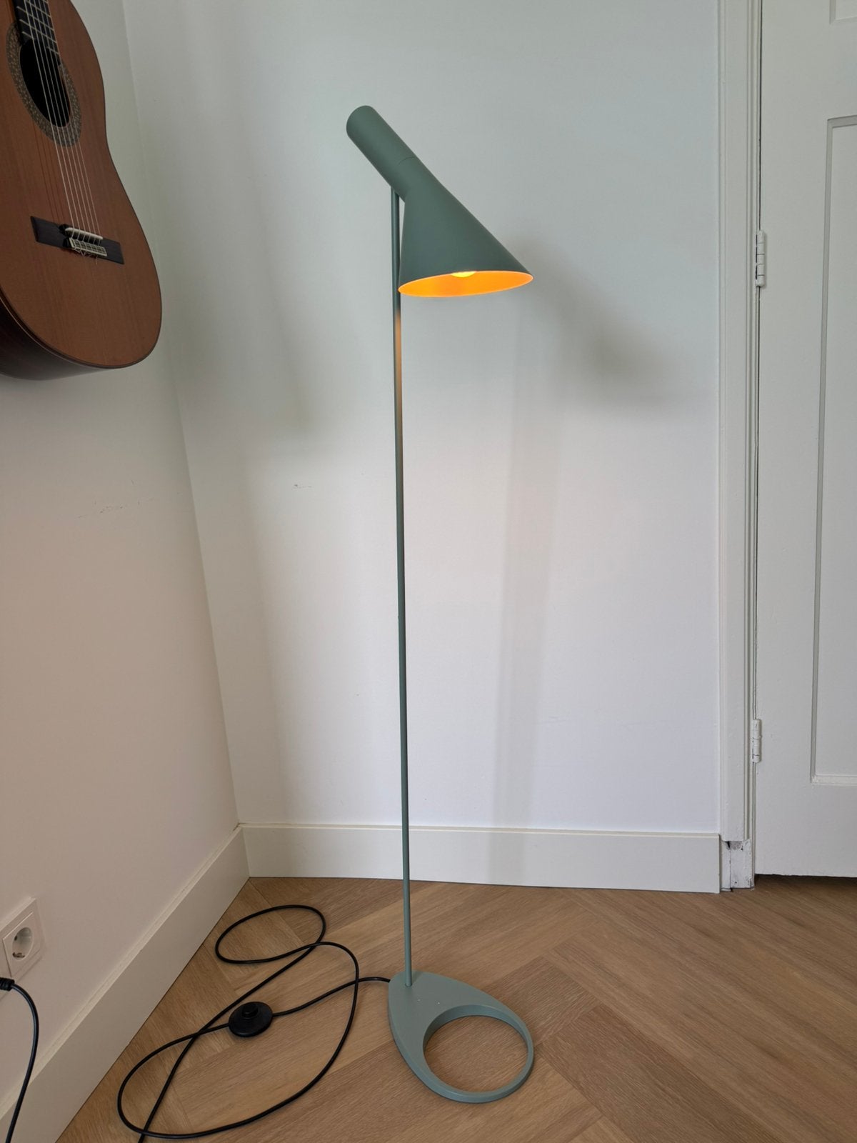 Louis Poulsen AJ vloerlamp – origineel, Ophalen, Zo goed als nieuw, 150 tot 200 cm