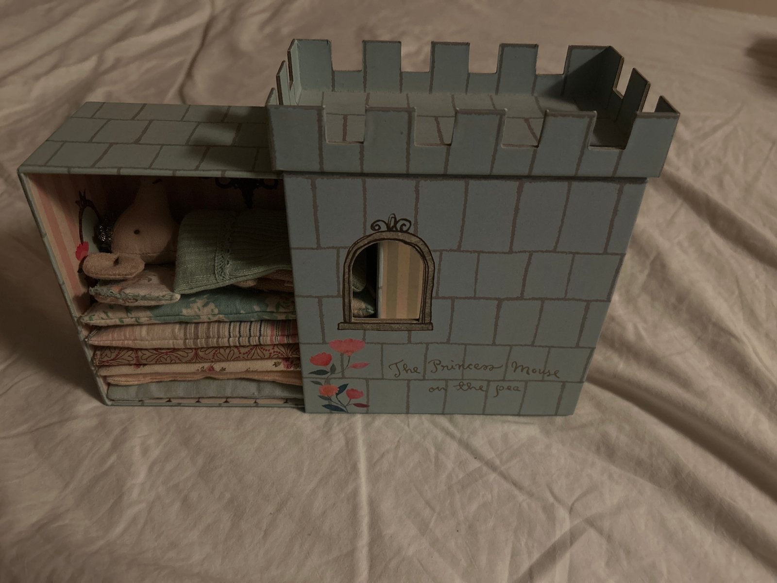 Maileg Prinses op de Erwt Kasteel met Muis en Beddengoed, Ophalen, Zo goed als nieuw, Poppenhuis