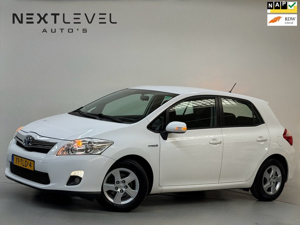 Toyota Auris 1.8 Full Hybrid Business Camera Navi Dealeronde, Auto's, Toyota, Euro 5, Stof, Gebruikt, Zwart