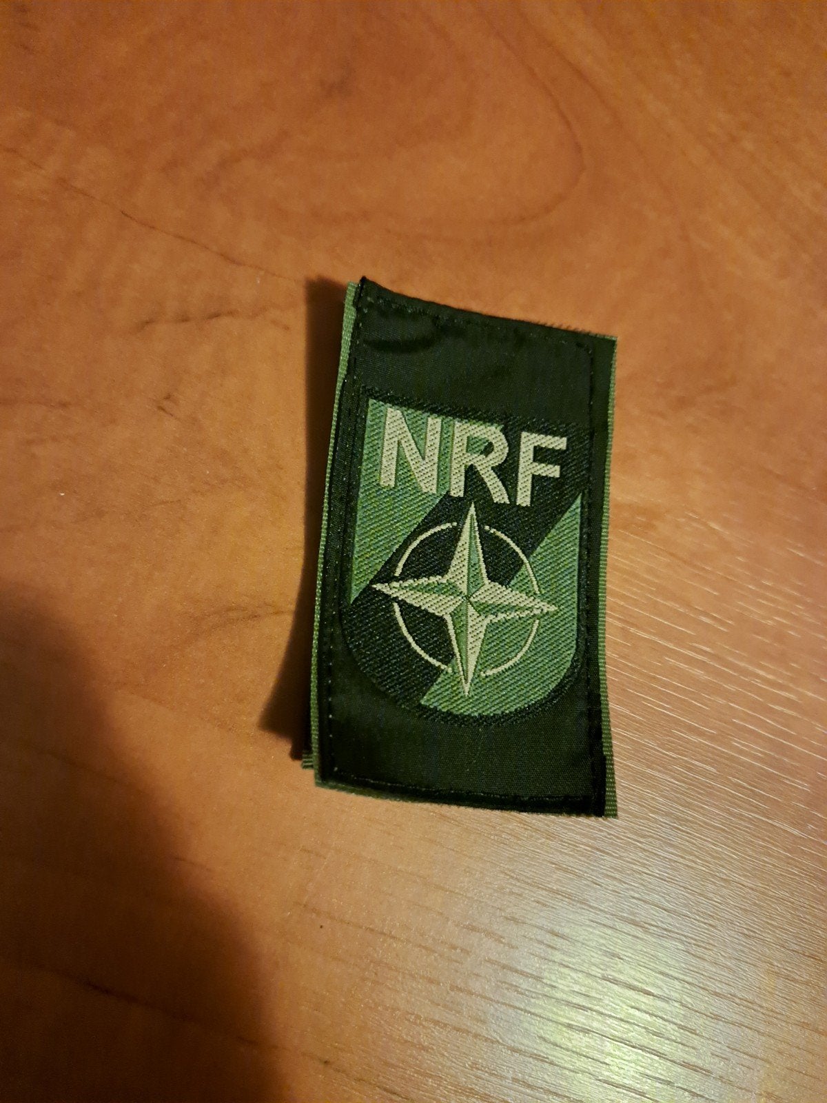NATO NRF Embleem / Badge, Ophalen of Verzenden, Overige soorten, Overige gebieden, Embleem of Badge