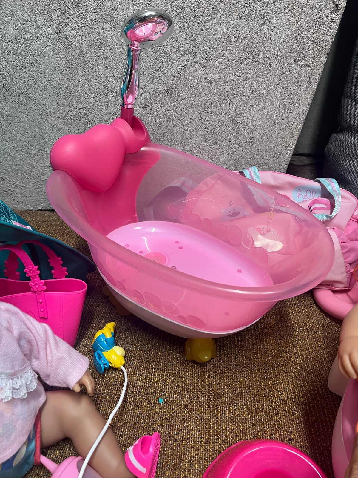 Baby Born Speelset: 2 Poppen, Bad, Potjes, Strandset & Meer, Kinderen en Baby's, Speelgoed | Poppen, Ophalen of Verzenden, Gebruikt