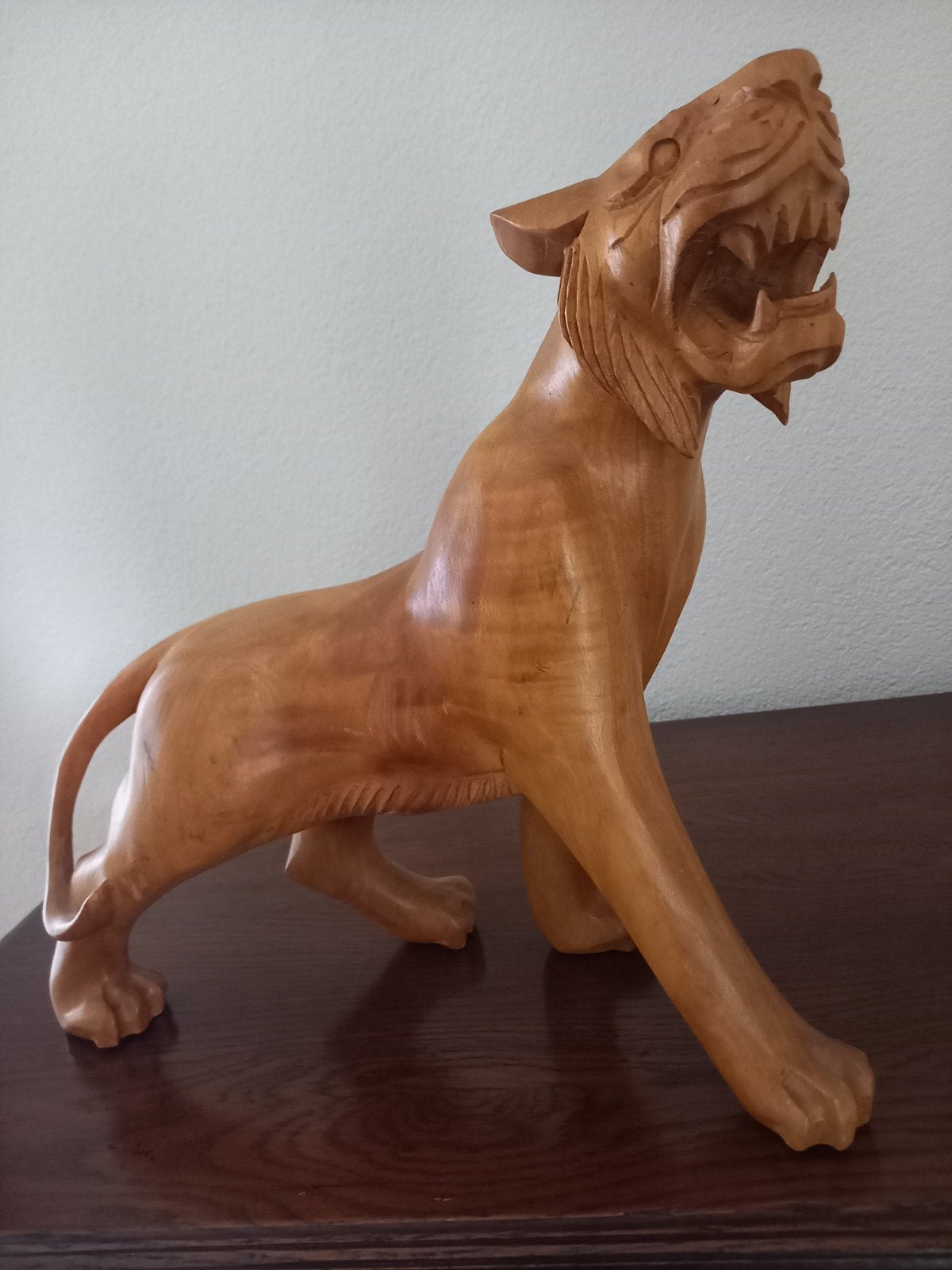Handgesneden houten tijgerbeeld - 33x37x15 cm, Ophalen