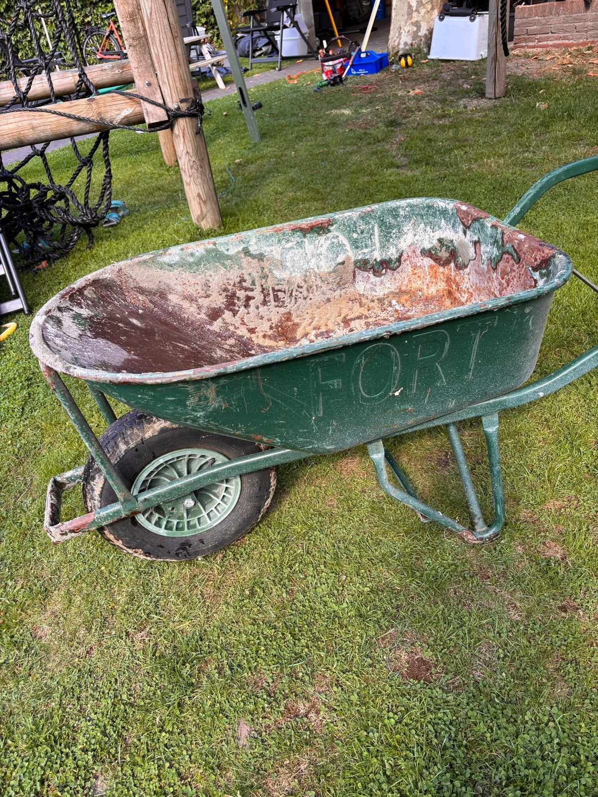 Gebruikte kruiwagen - Ideaal voor tuinwerk, Ophalen, Gebruikt, Handmatig, Tweewielig
