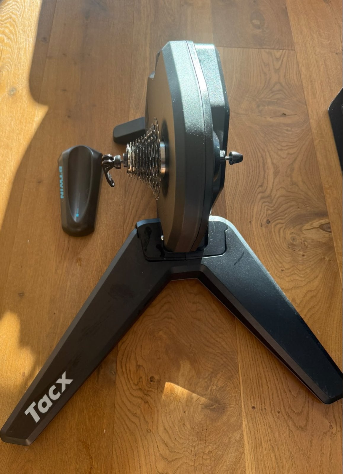 Tacx Flux S Smart Home Trainer - lightly used, Ophalen, Zo goed als nieuw, Overige typen