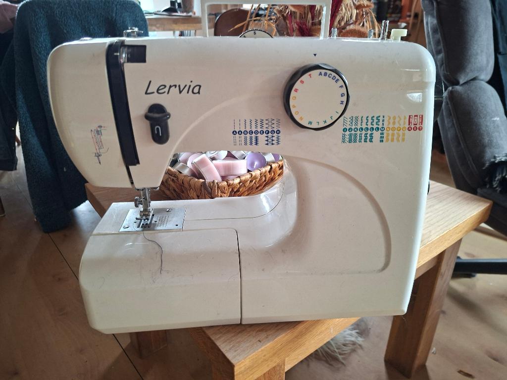 Lervia Naaimachine, Ophalen, Gebruikt, Naaimachine, Overige merken