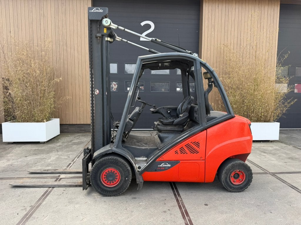 Linde H35D 2013 met sideshift, Zakelijke goederen, Machines en Bouw | Heftrucks en Intern transport, Ophalen, 3000 tot 4000 kg
