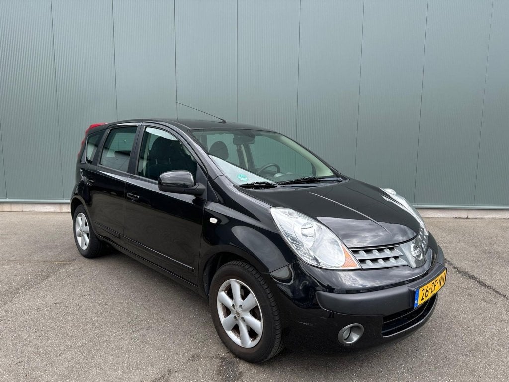 Nissan Note 1.6 Acenta AIRCO | ONDERHOUDSBOEKJE | NAP !, 15 km/l, 40 €/maand, 4 cilinders, Zwart