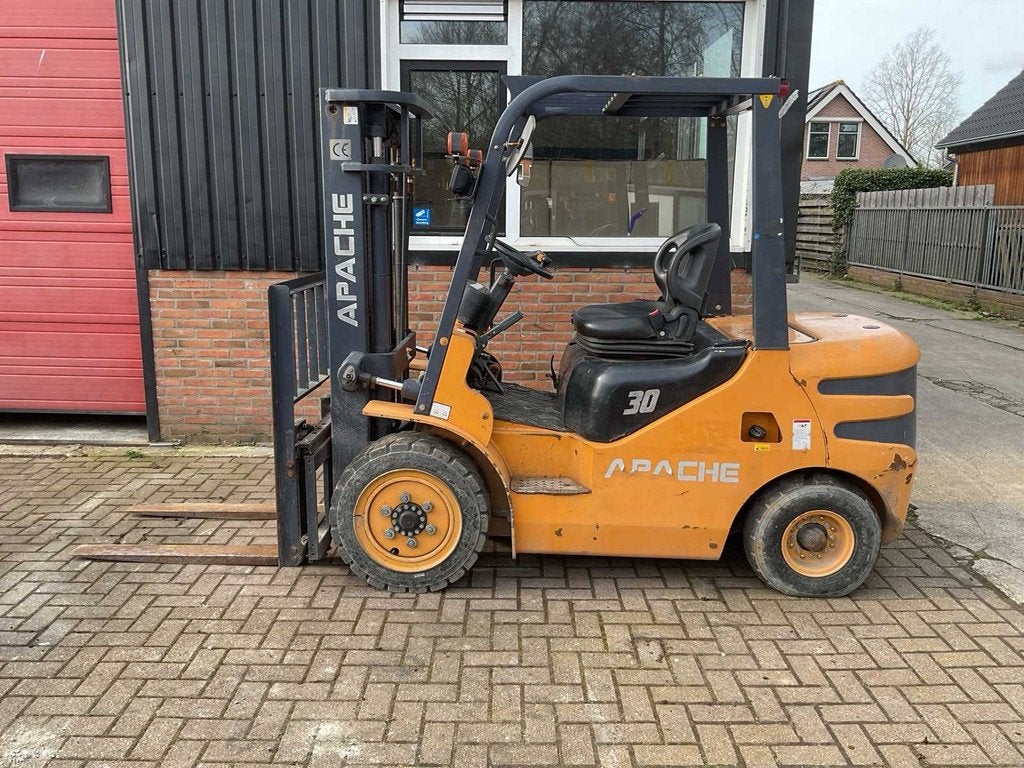 Apache 30 Vorkheftruck, Zakelijke goederen, Machines en Bouw | Heftrucks en Intern transport, Heftruck, Overige aandrijving