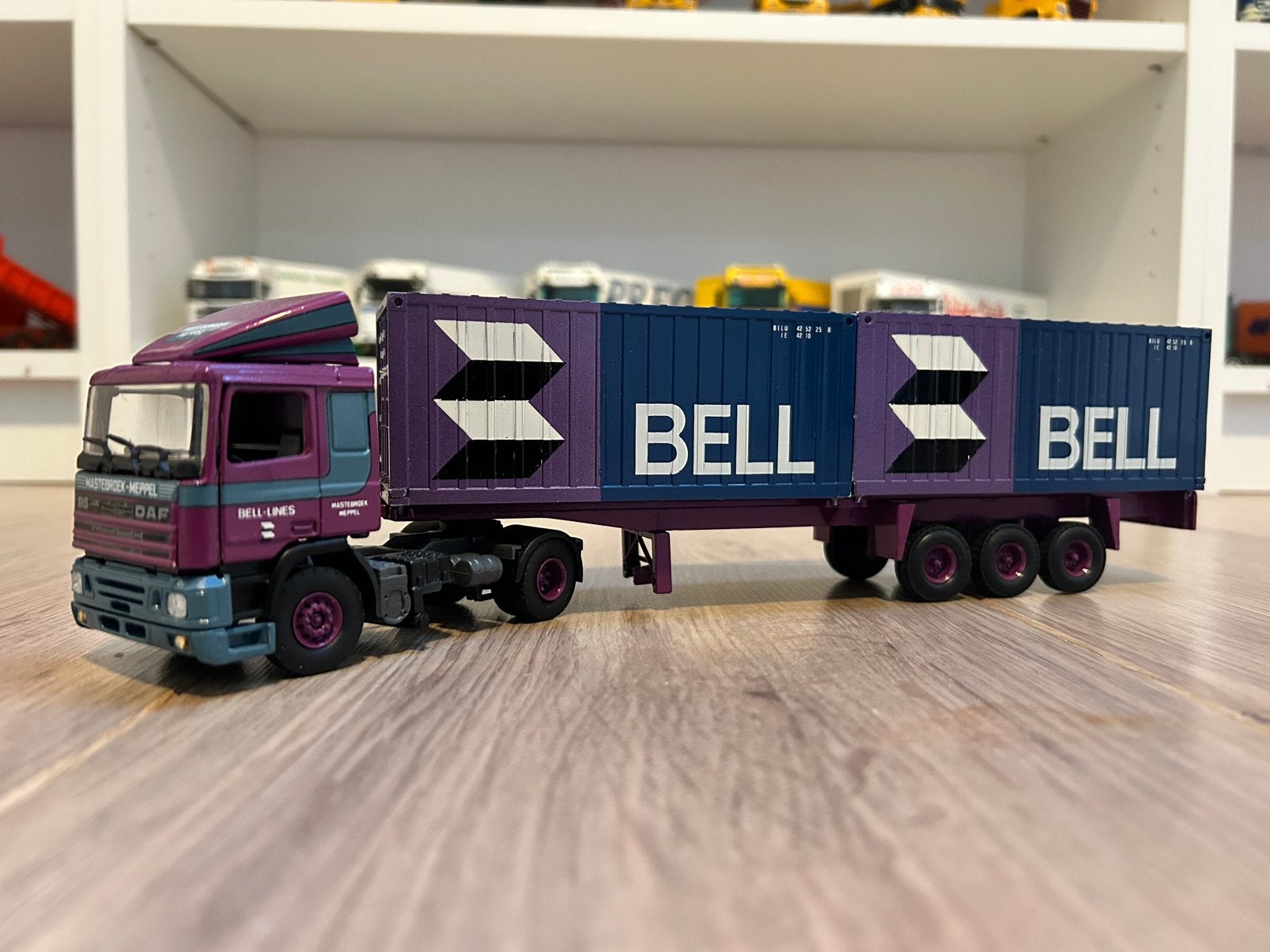 Tekno Daf 95 Mastenbroek bell lines, Hobby en Vrije tijd, Modelauto's | 1:50, Ophalen of Verzenden, Zo goed als nieuw, Bus of Vrachtwagen