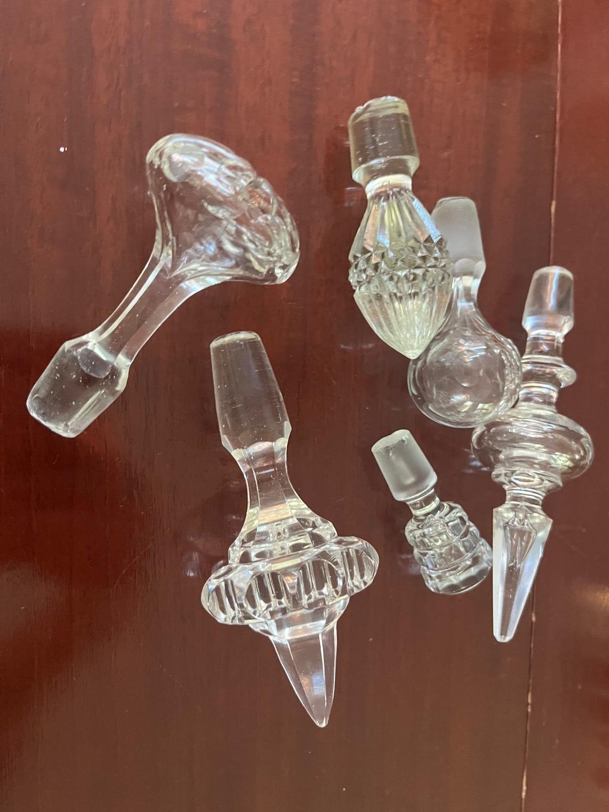 Set van 6 antieke glazen karafknoppen, Ophalen
