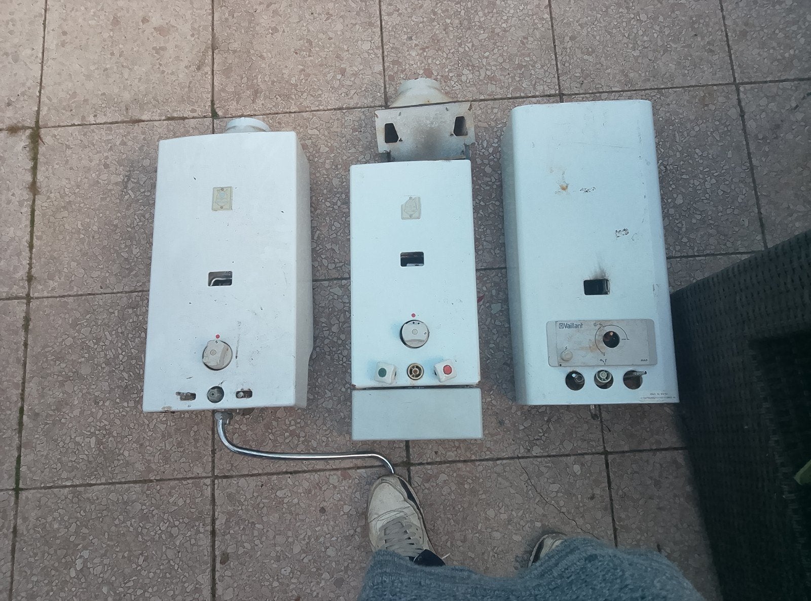 3x Vaillant geiser, 1 bod voor 3, Doe-het-zelf en Verbouw, Ophalen