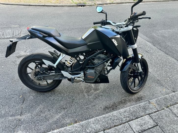 KTM Duke 125 2013 custom black edition