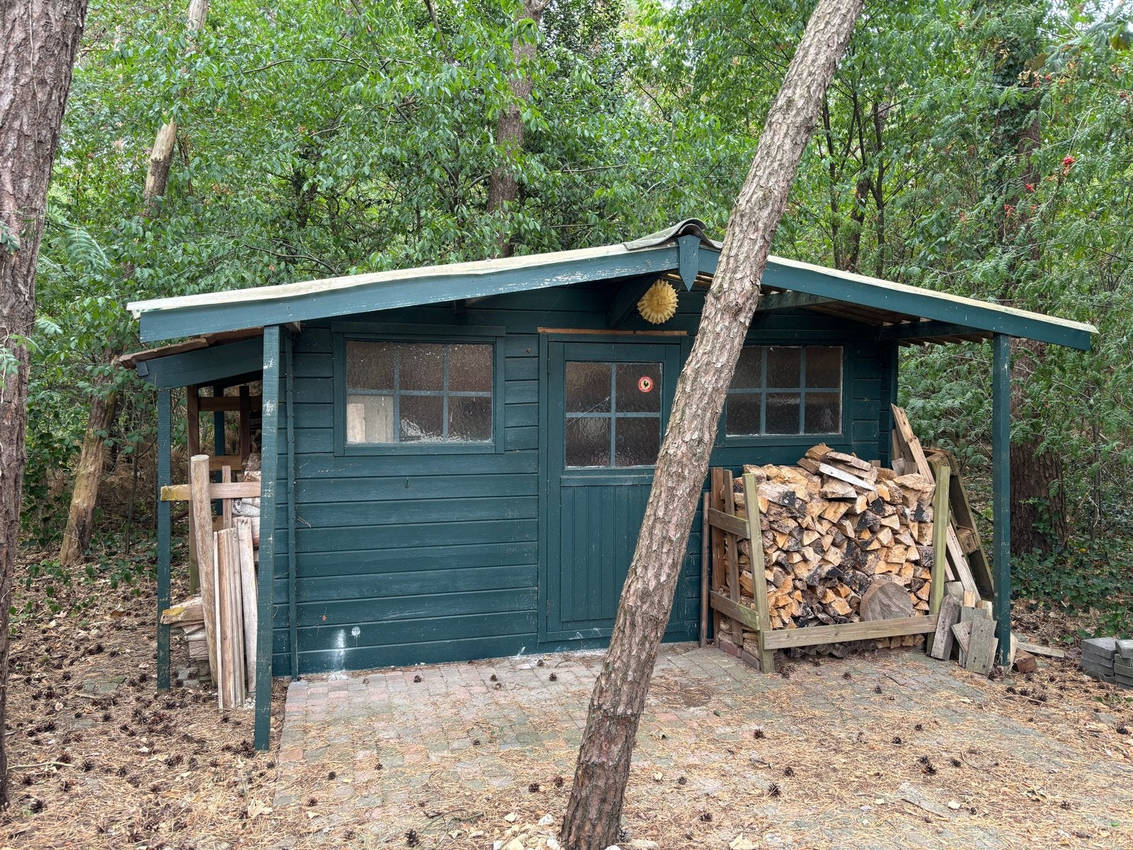Robuuste houten berging met overkapping, Ophalen, Gebruikt, Hout, Overige typen