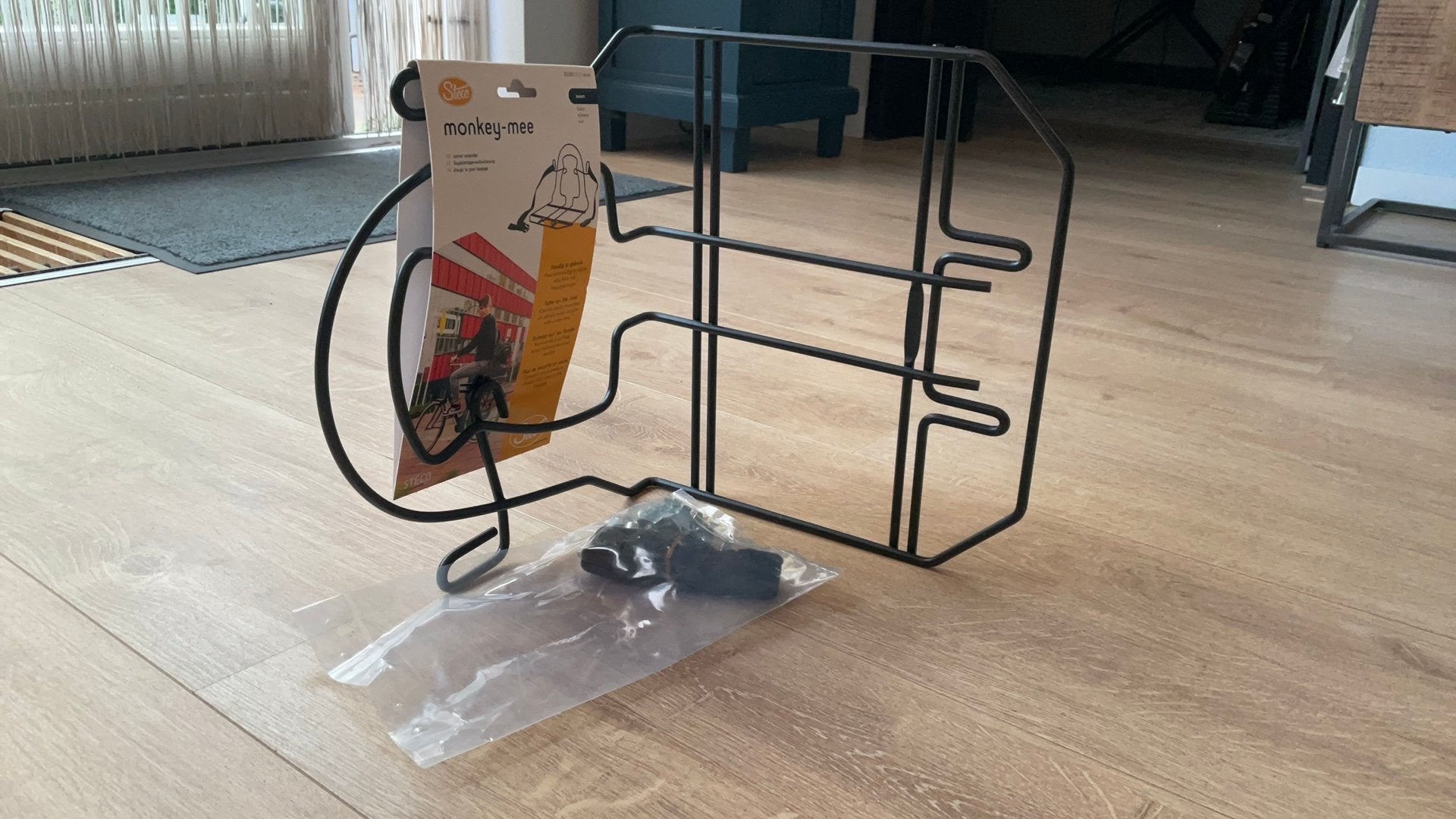 Monkey-mee Steco rugzakdrager zwart, Ophalen, Nieuw