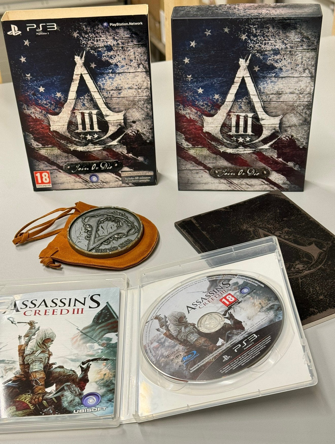 Playstation 3 PS3 Box Assassins Creed 3 III Join or Die set, Avontuur en Actie, Vanaf 18 jaar, 1 speler, Ophalen of Verzenden