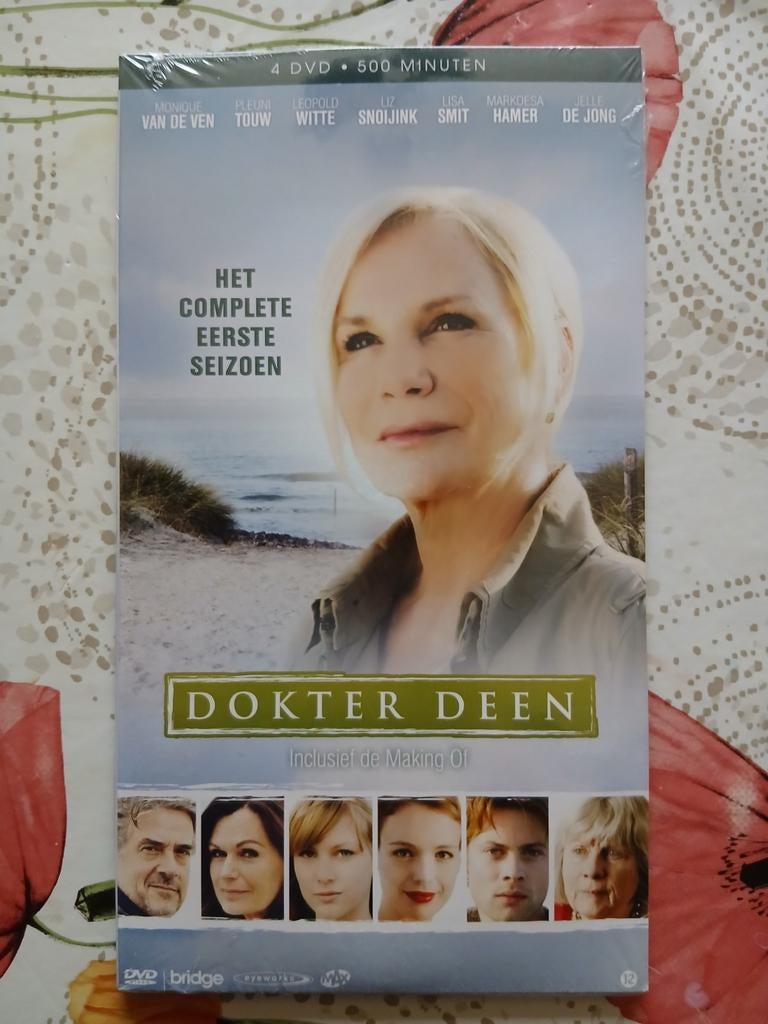 Dokter Deen DVD Box - Het Complete Eerste Seizoen, Cd's en Dvd's, Dvd's | Tv en Series, Nieuw in verpakking, Drama, Boxset, Vanaf 12 jaar