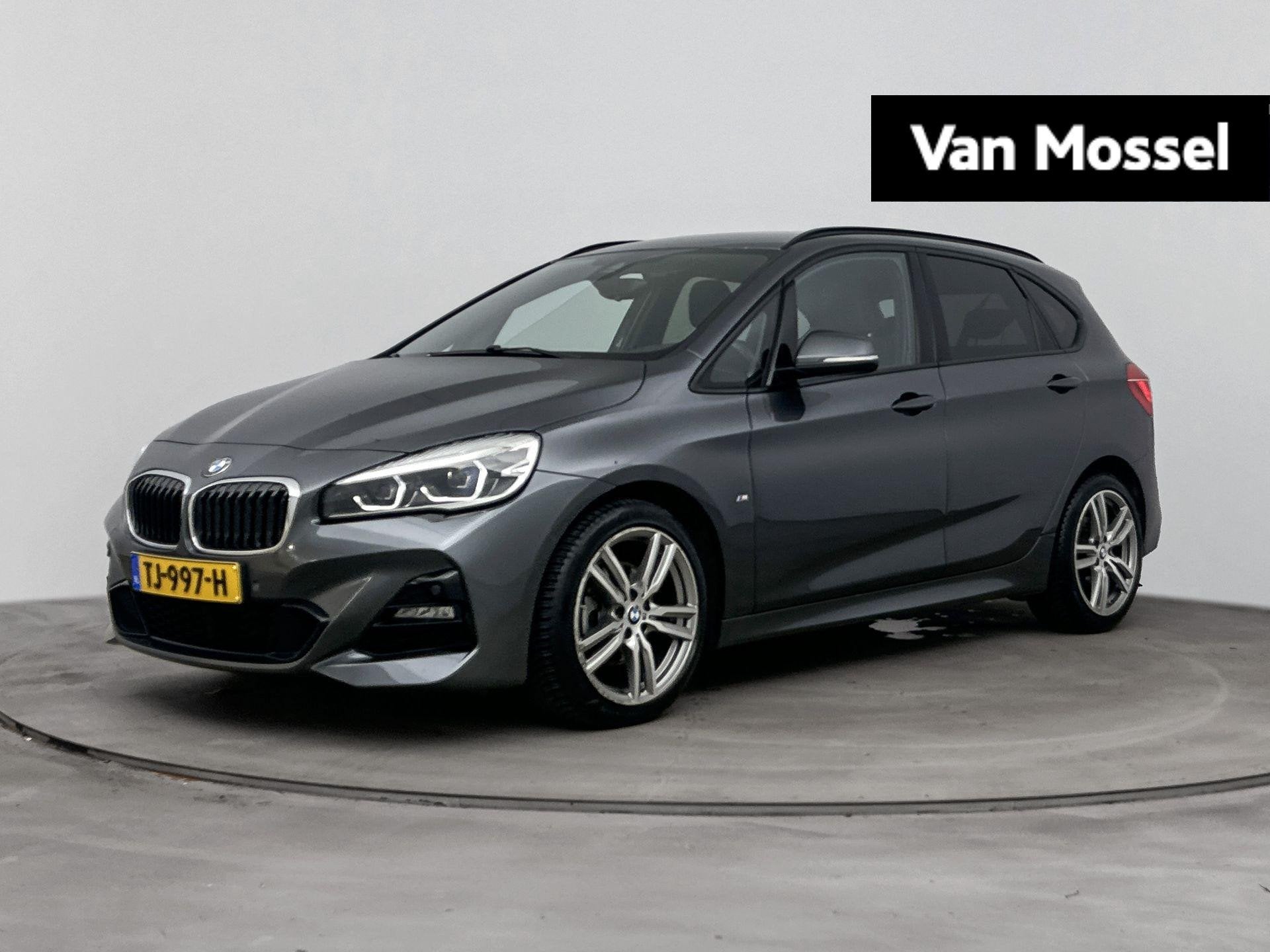 BMW 2-serie Active Tourer 218i 140Pk Executive Launch Editio, Auto's, BMW, Stof, Gebruikt, Automatische klimaatregeling, Origineel Nederlands