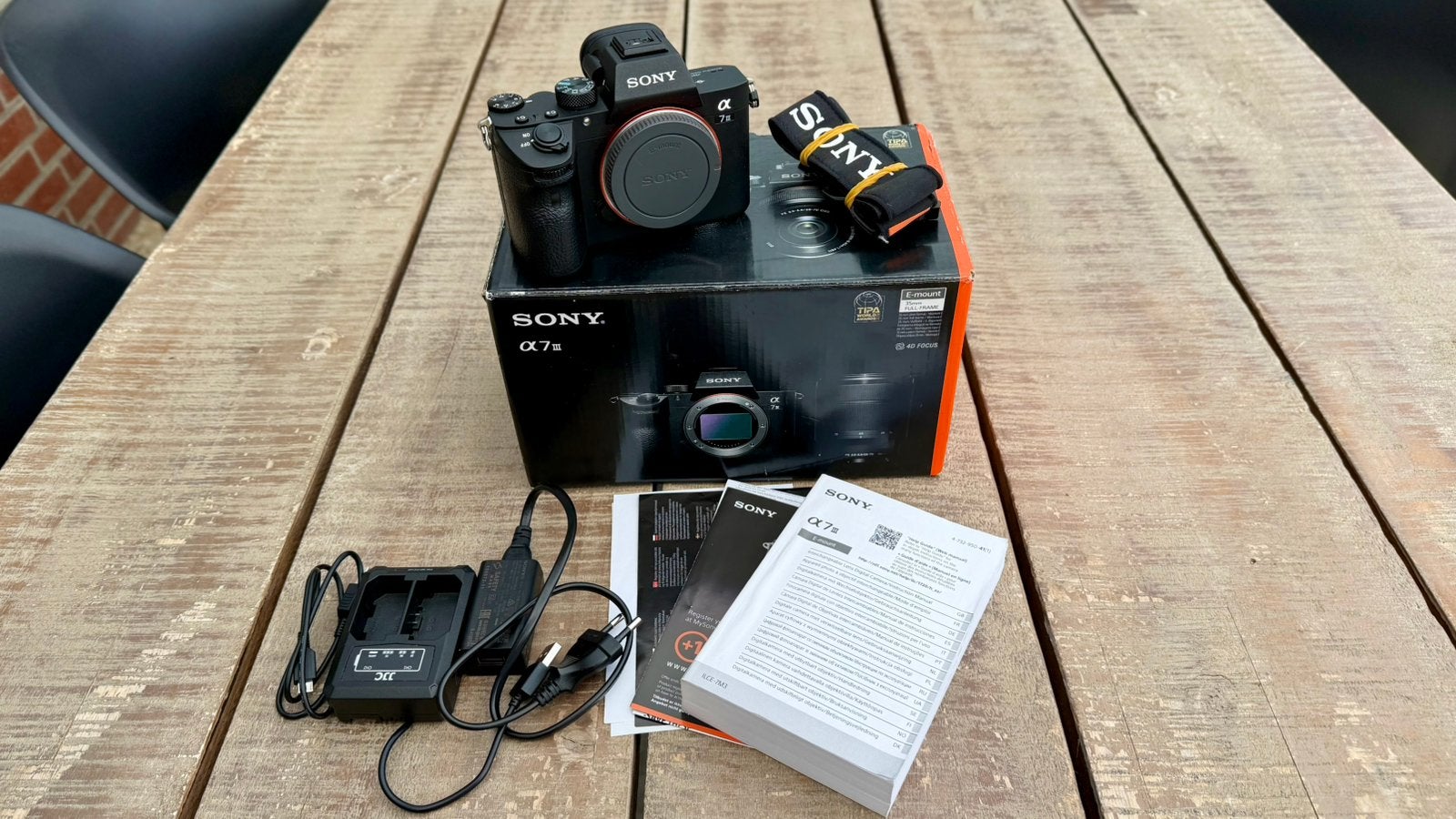 Sony Alpha 7 III Full Frame Body 24.2 MP 7422 shuttercount, Ophalen, Bluetooth, Zo goed als nieuw, 24 megapixels