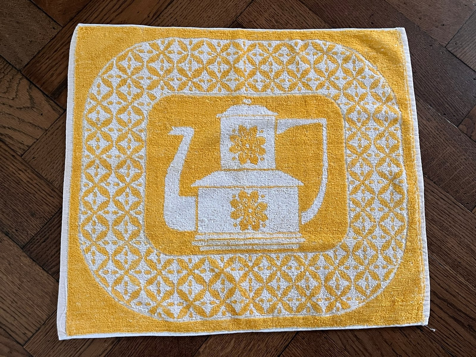 HEMA Retro Keukendoek met Koffiepot Design, Huis en Inrichting, Katoen, Wasbaar, Zo goed als nieuw, Geel