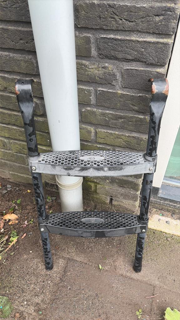 trappetje voor trampoline, Ophalen, Gebruikt