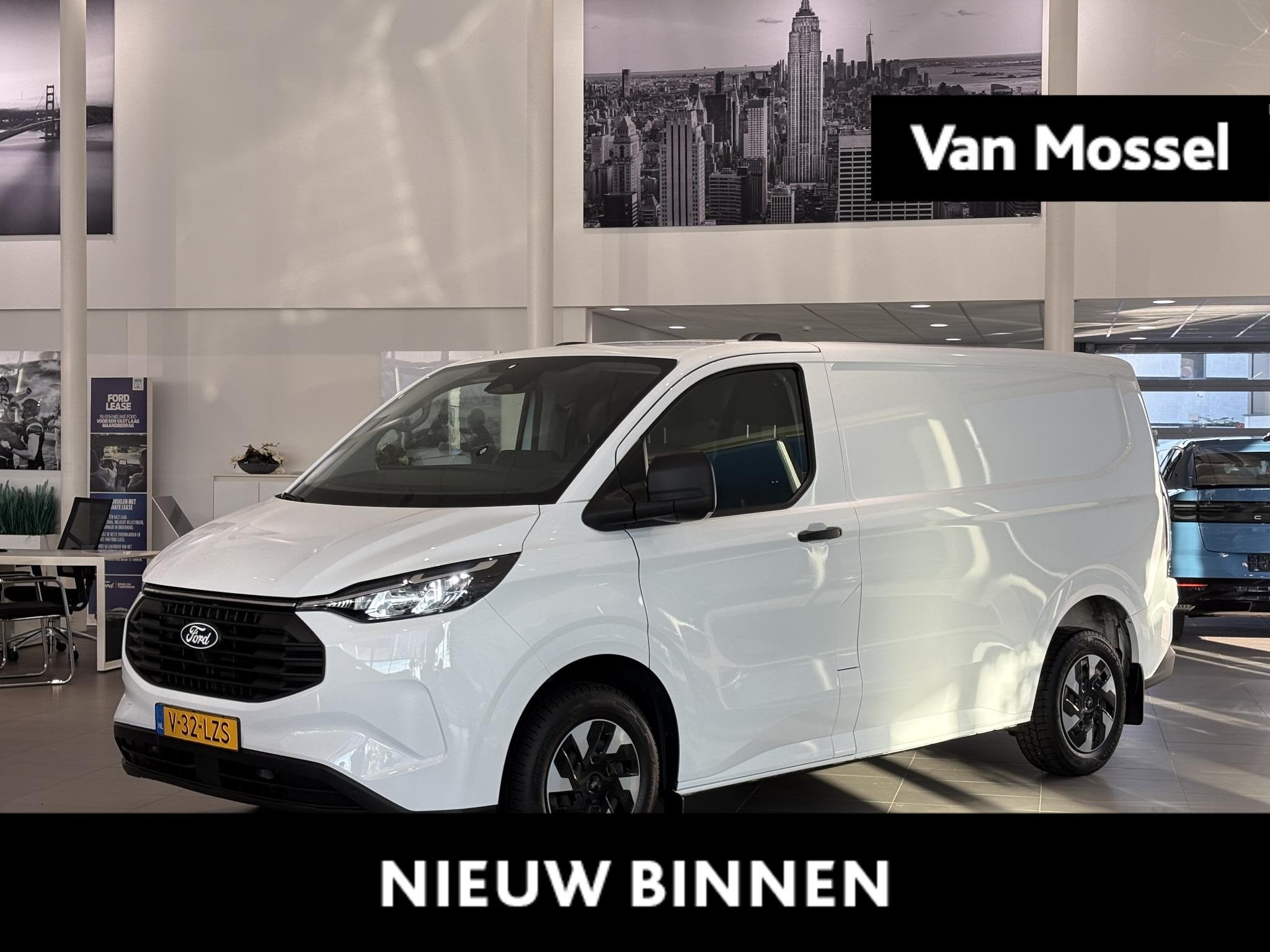Ford Transit Custom 320 2.5 PHEV L1H1 Trend | CAMERA | CARPL, Auto's, Stof, Euro 6, 4 cilinders, Met garantie (alle)