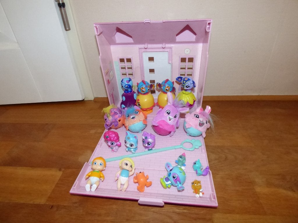 Meeneem ziekenhuis incl leuke diertjes/figuurtjes/zoobles, Ophalen of Verzenden, Zo goed als nieuw