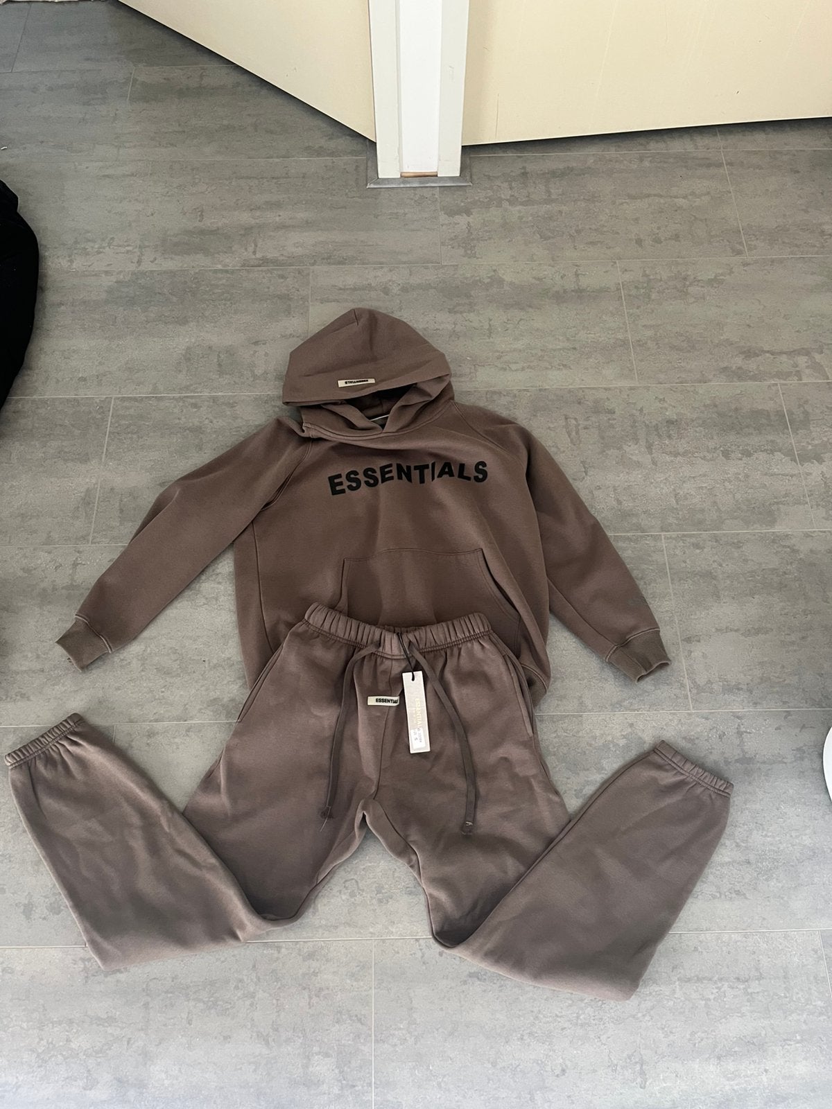 Essentials trainingspak, Ophalen of Verzenden, Nieuw, Maat 36 (S), Groen