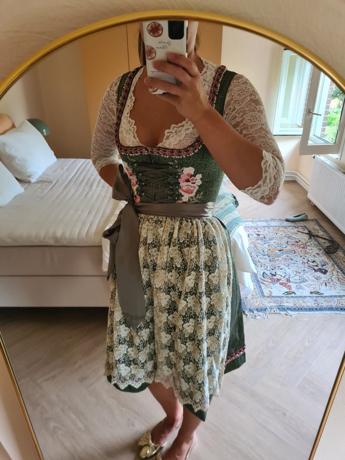 Krüger dirndl in maat 36, Kleding | Dames, Overige typen, Ophalen of Verzenden, Zo goed als nieuw, Maat 36 (S)