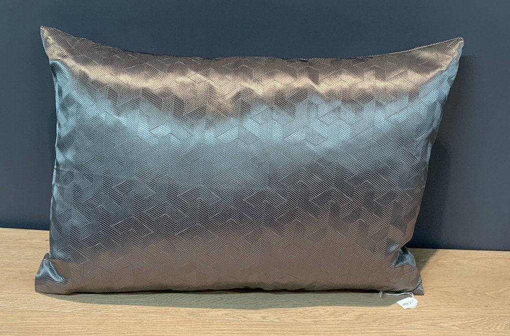 Top design kussen luxe van Macazz nieuw twv € 125,00!