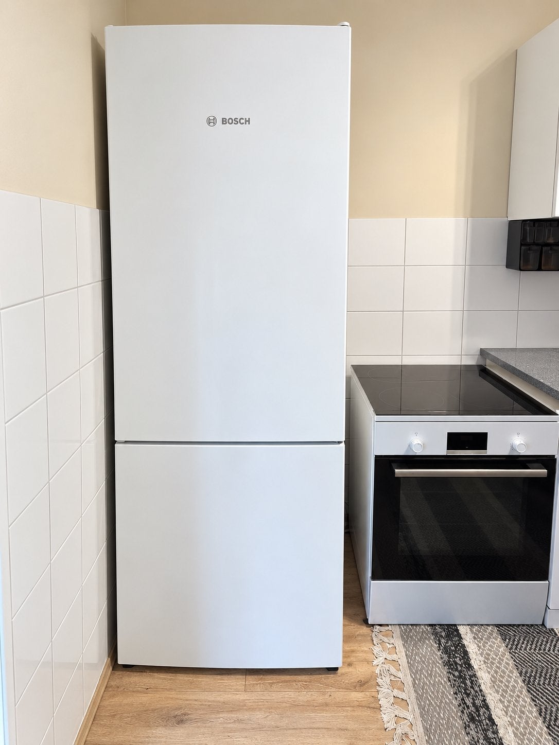 Bosch Koel-vriescombinatie met VitaFresh, Witgoed en Apparatuur, Ophalen, 200 liter of meer, 60 cm of meer, Met aparte vriezer