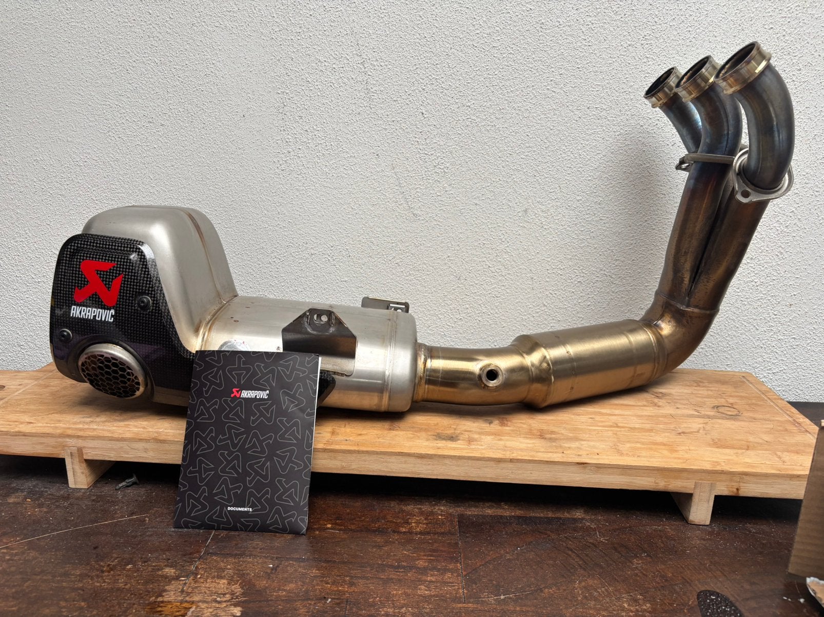 Akrapovic titanium voor mt09 tracer9 xsr900 E-keur, Ophalen of Verzenden, Nieuw