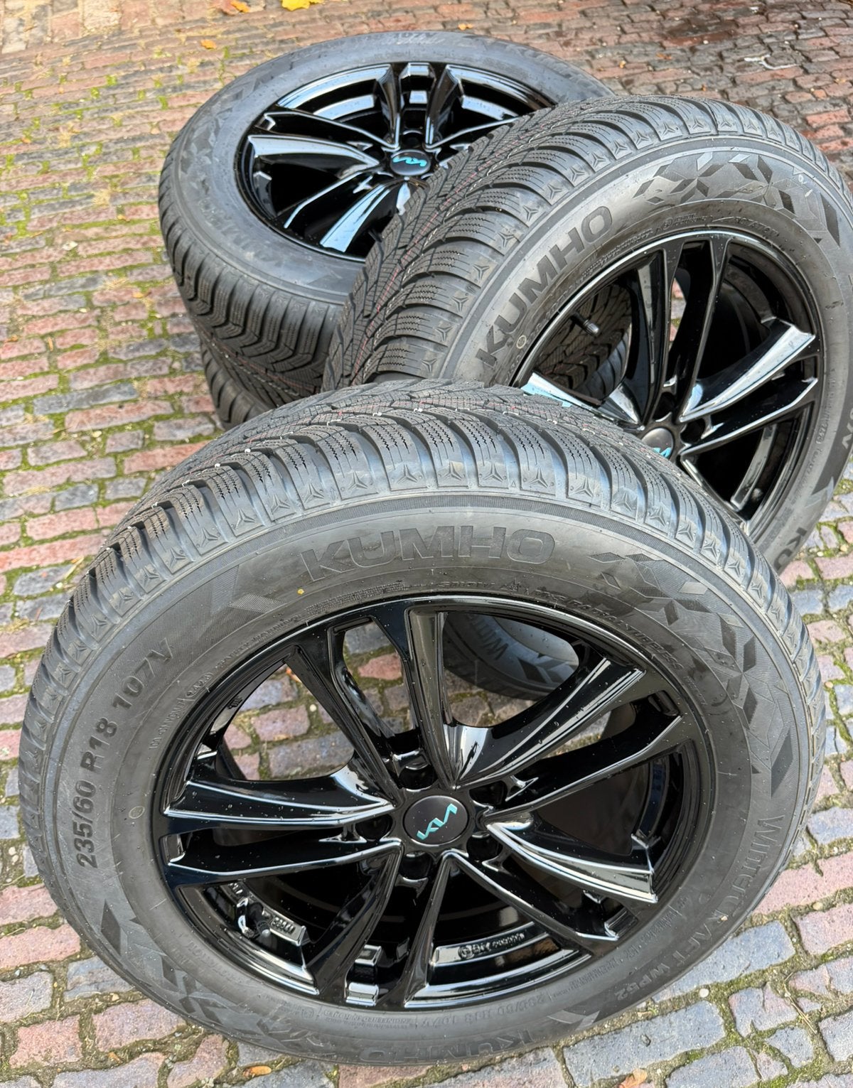 NIEUWE 18” Kia Sorento velgen -TPMS- 235/60R18 winterbanden, 18 inch, Banden en Velgen, Nieuw, 235 mm