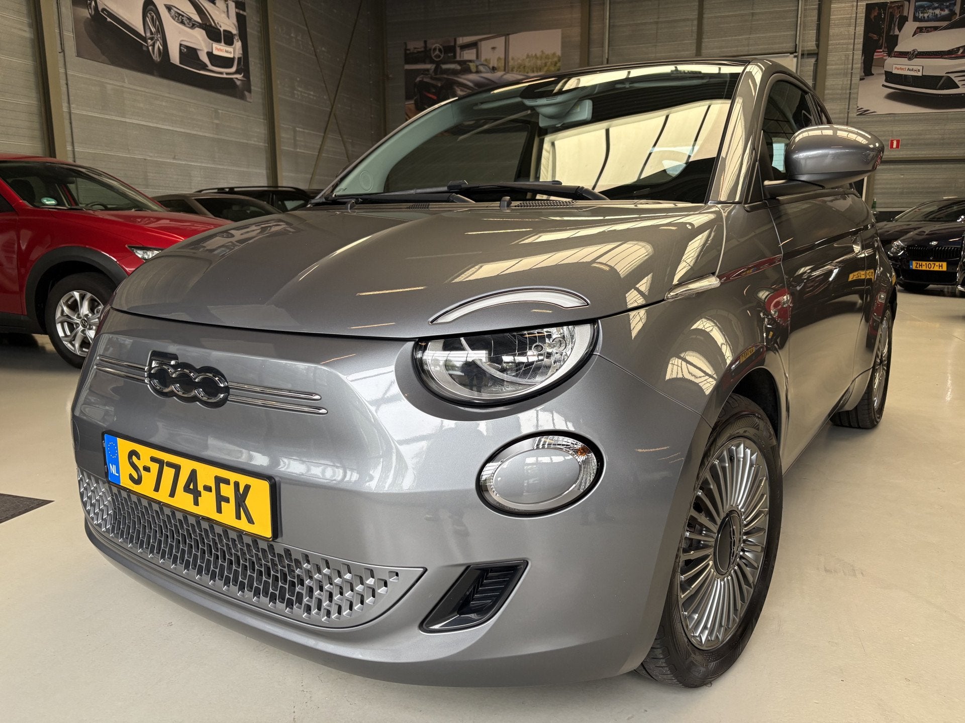 Fiat 500C Icon 42 kWh Cruise, Cabrio, Carplay (bj 2022), Auto's, Dealer onderhouden, Stof, 118 pk, 4 stoelen