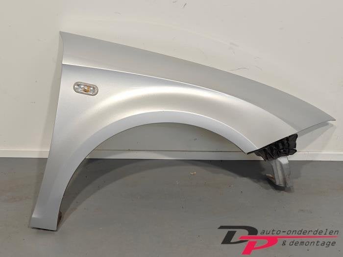 Scherm rechts-voor van een Seat Leon (LS7Y), Gebruikt, -, -, Ophalen of Verzenden