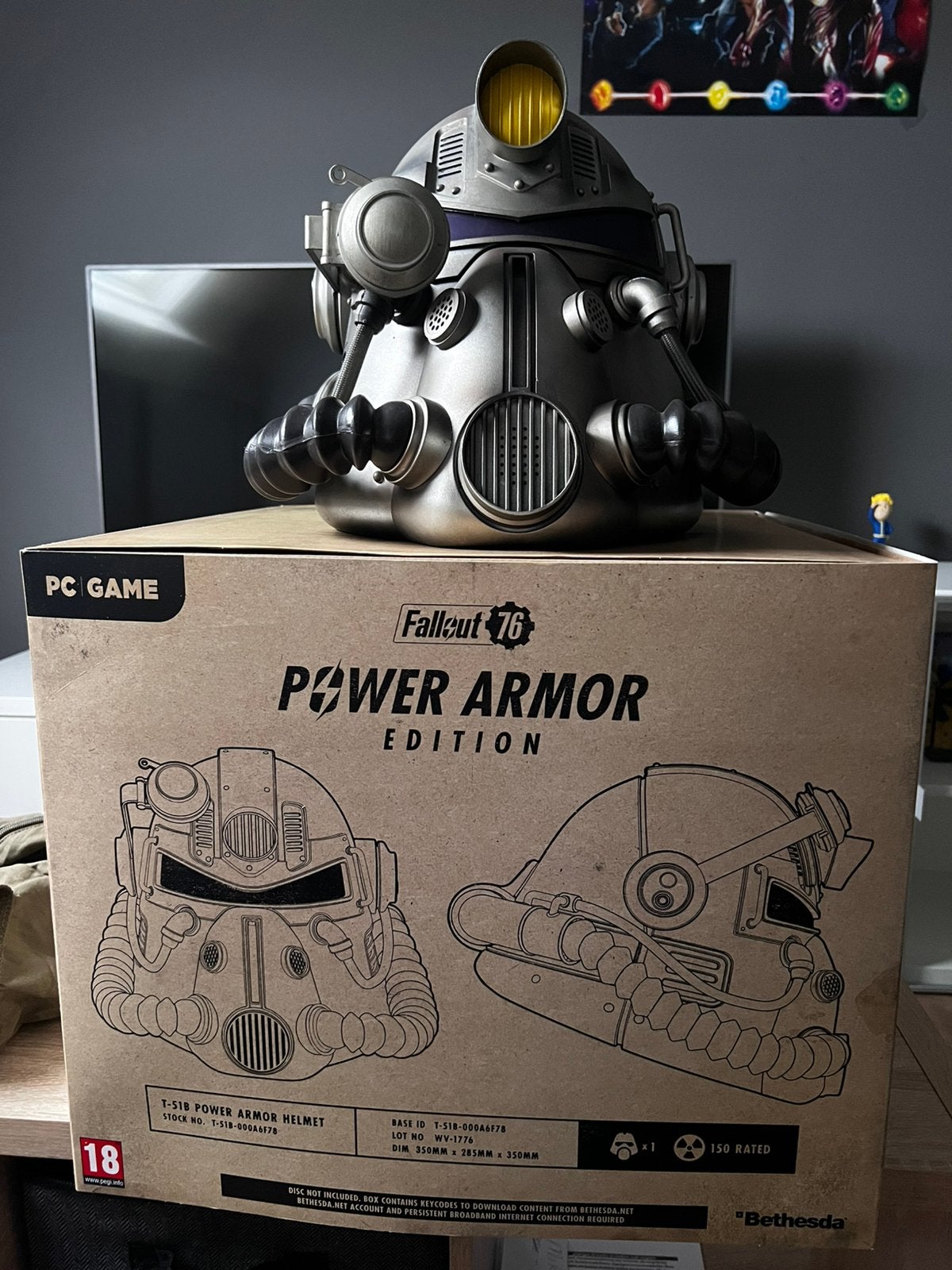 Fallout 76 Power Armor Edition T-51b helm + extra’s, Ophalen, Zo goed als nieuw