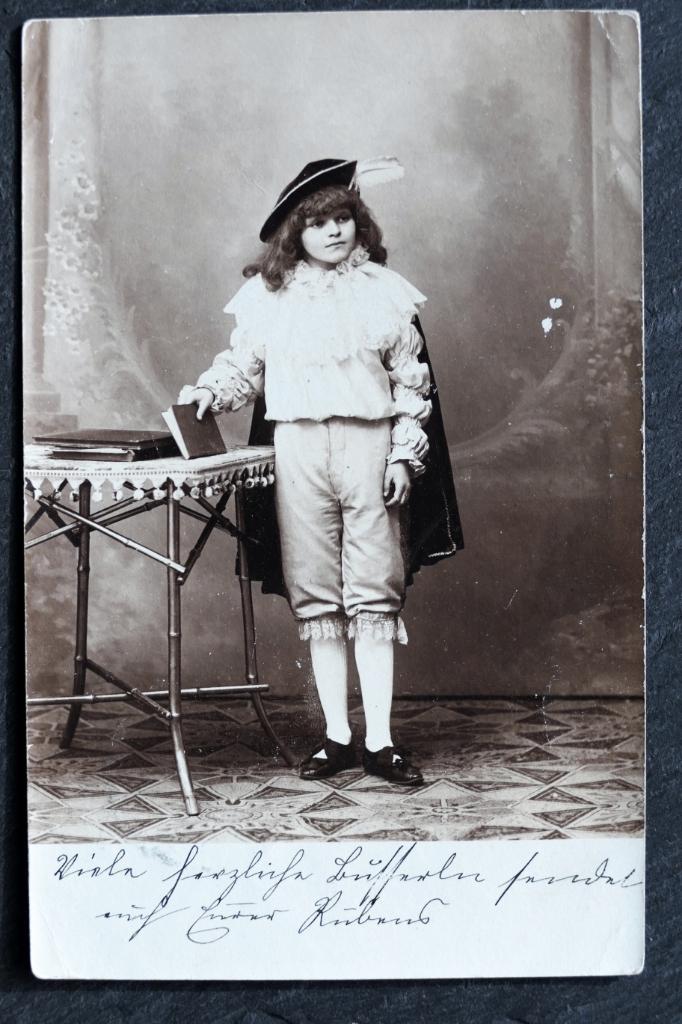 Fotokaart netjes aangeklede jongen met boeken, 1905, Verzenden, Voor 1920, Gelopen, Kinderen