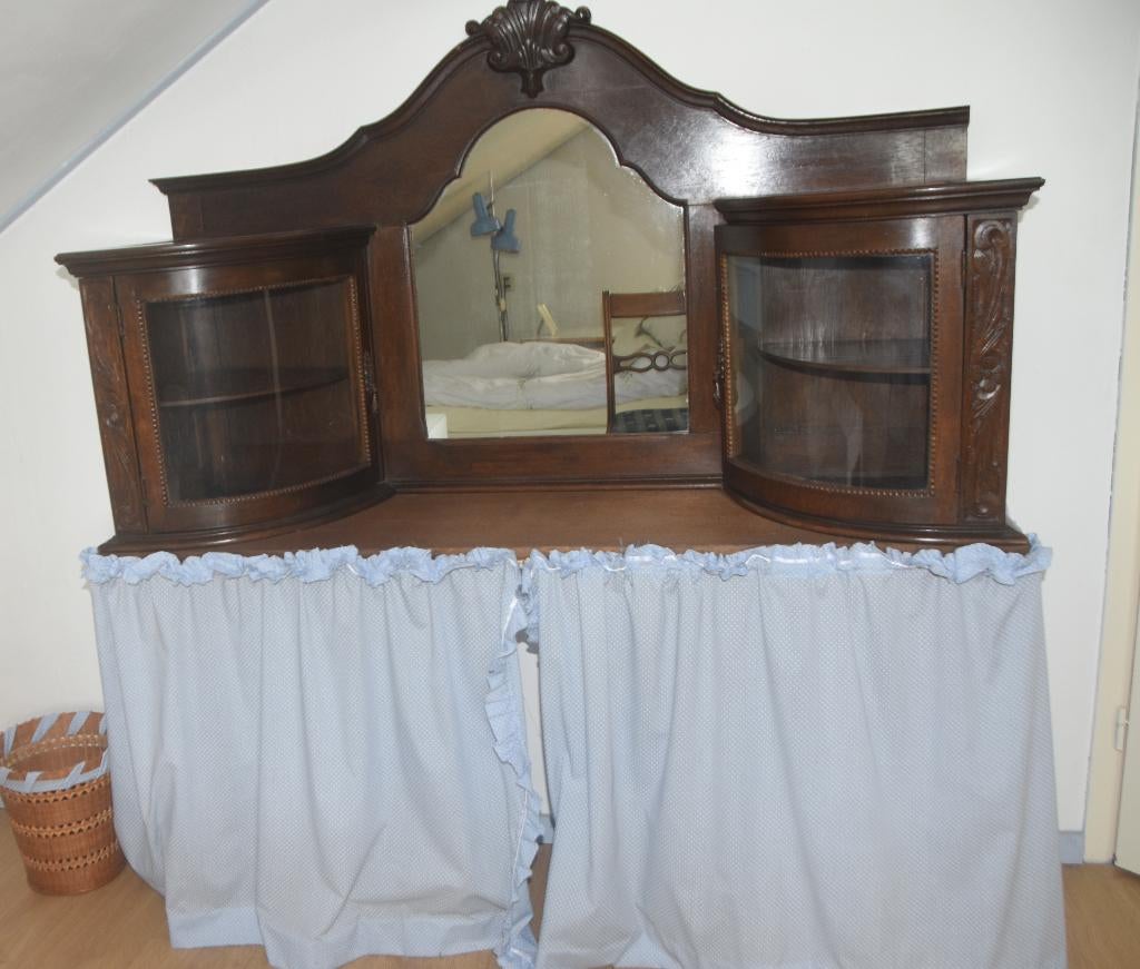 Antieke Buffetkast Toilettafel Kaptafel met spiegel, Ophalen