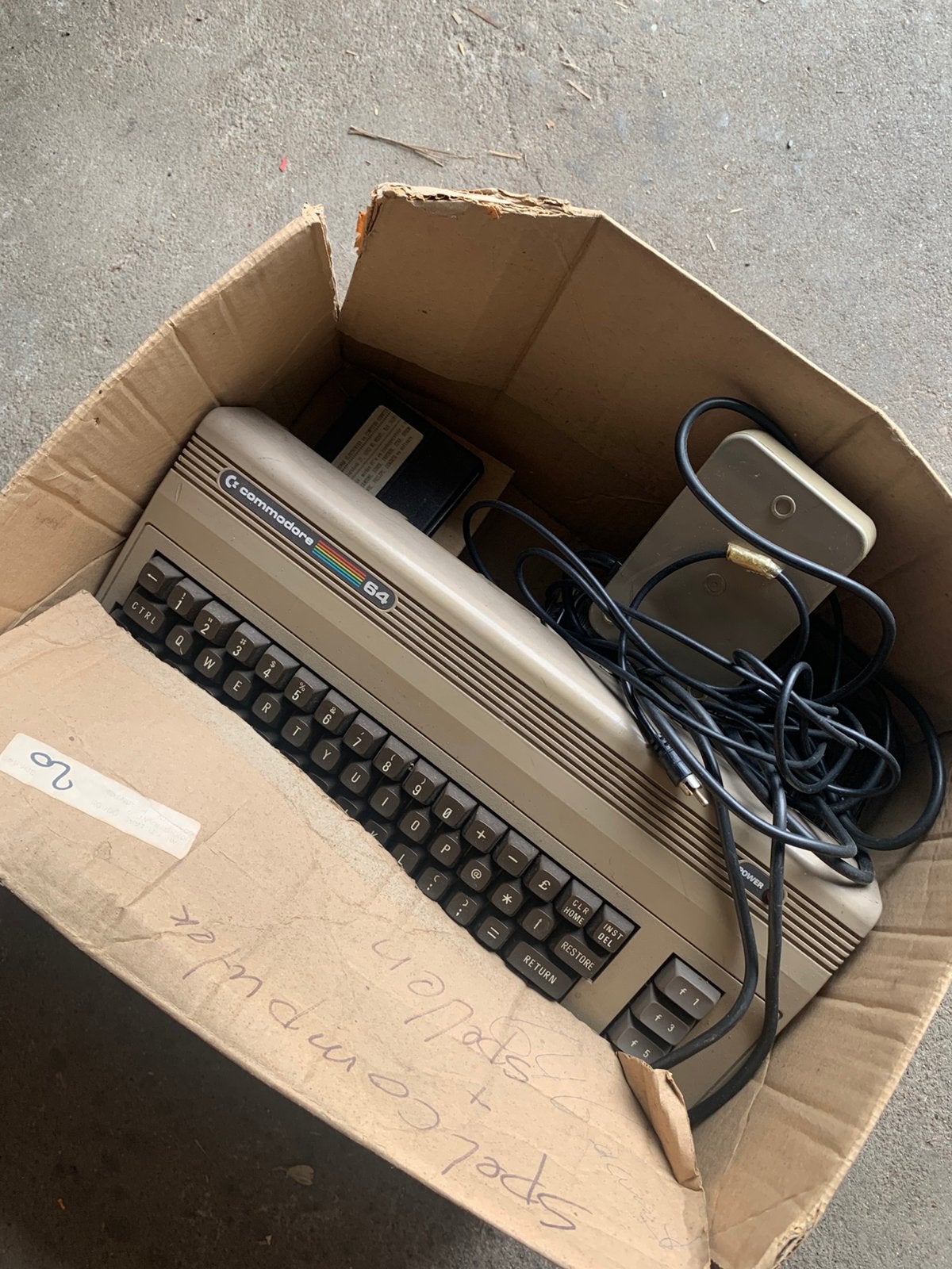 Commodore 64 inclusief games en handboek, Computers en Software, Vintage Computers, Ophalen of Verzenden