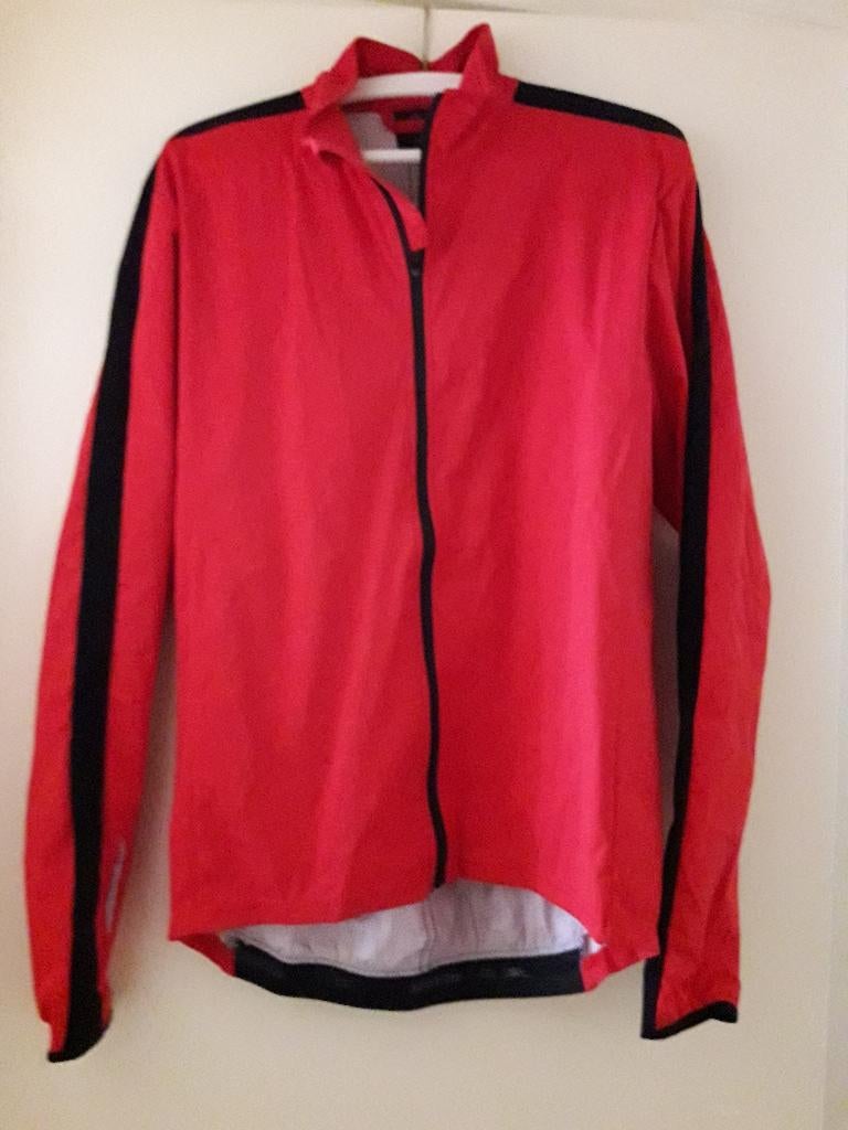 sportjas nieuw kleur rood , mt M , fietsjas / loopjas , met, Kleding | Heren, Sportkleding, Maat 48/50 (M), Nieuw, Ophalen of Verzenden