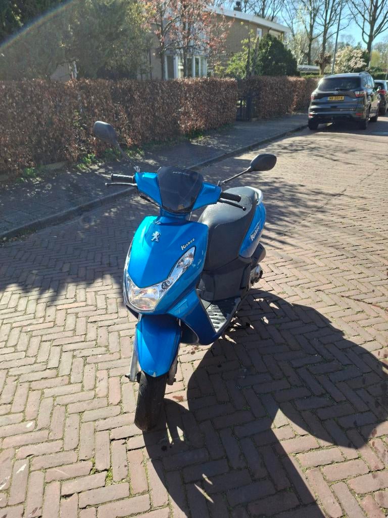 Peugeot kisbee 2011 brom, Gebruikt, Overige modellen, Maximaal 45 km/u, Benzine