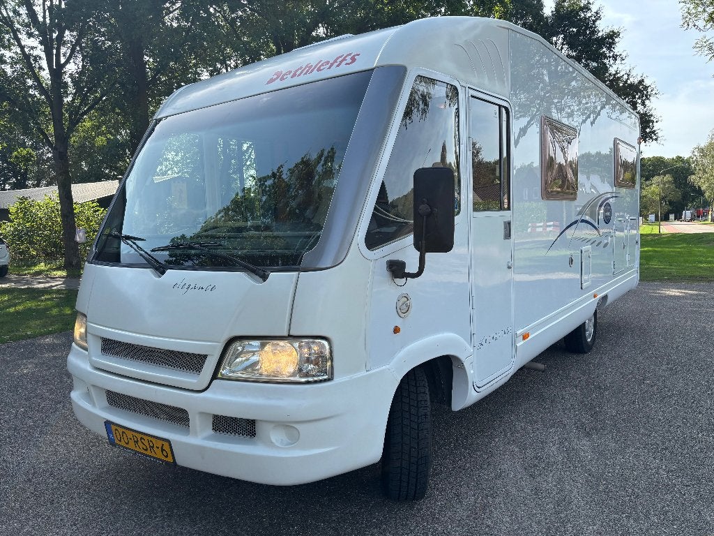 Dethleffs 2005, type I6611. 145.388 km, lengtebedden, Integraal, Gaslek-detector, Ringverwarming, Fiat