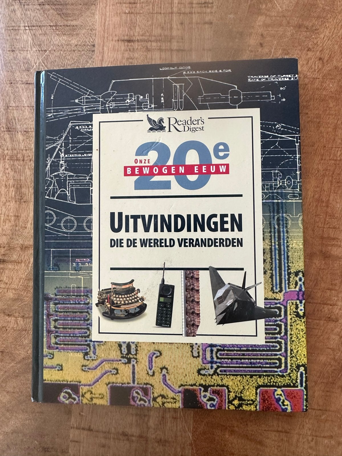 Reader's Digest: Uitvindingen die de wereld veranderden, Ophalen of Verzenden, Gelezen, Overige onderwerpen