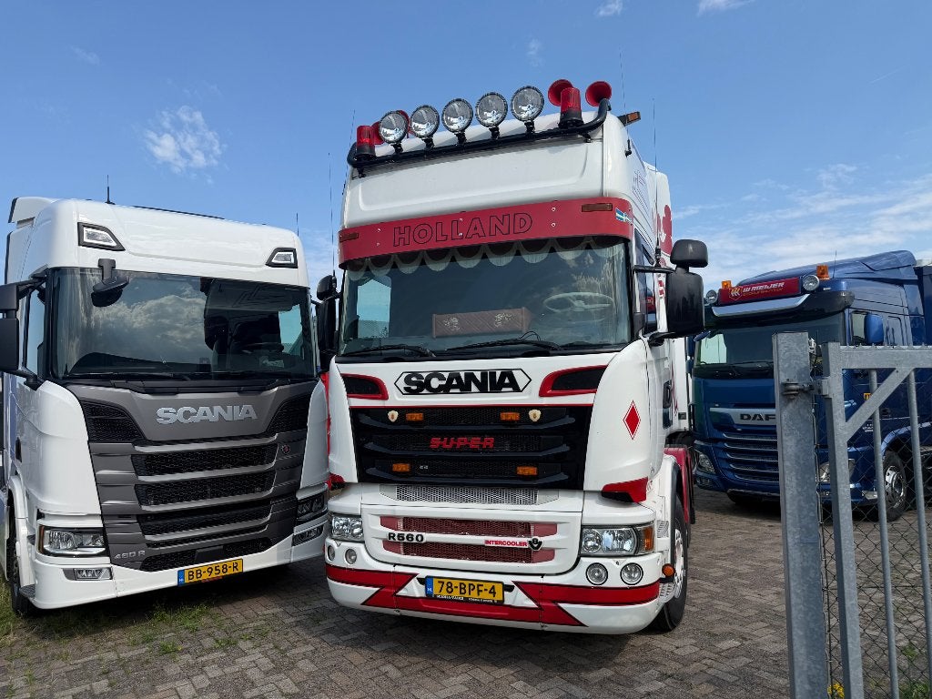 SCANIA R 560 V 8 , 6X2  BOUGIELIFT  NIEUWE APK JUNI 2027., Achterwielaandrijving, Scania, Wit, Bedrijf