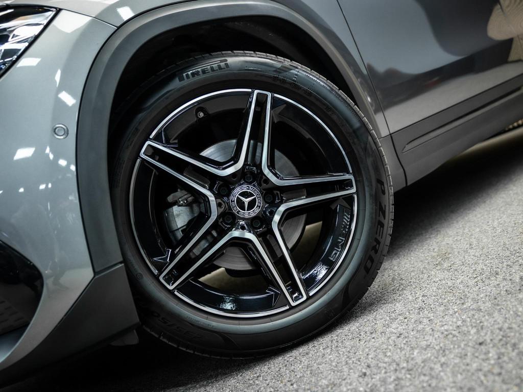 Mercedes-Benz GLA-klasse 200 AMG Line, Auto's, 15 km/l, 4 cilinders, Leder en Stof, 163 pk