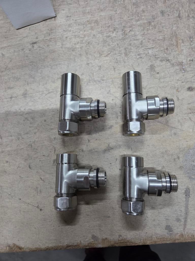 Radiatorkranen en voetafsluiters rvs, Overige typen, Nieuw, Minder dan 60 cm, Ophalen of Verzenden
