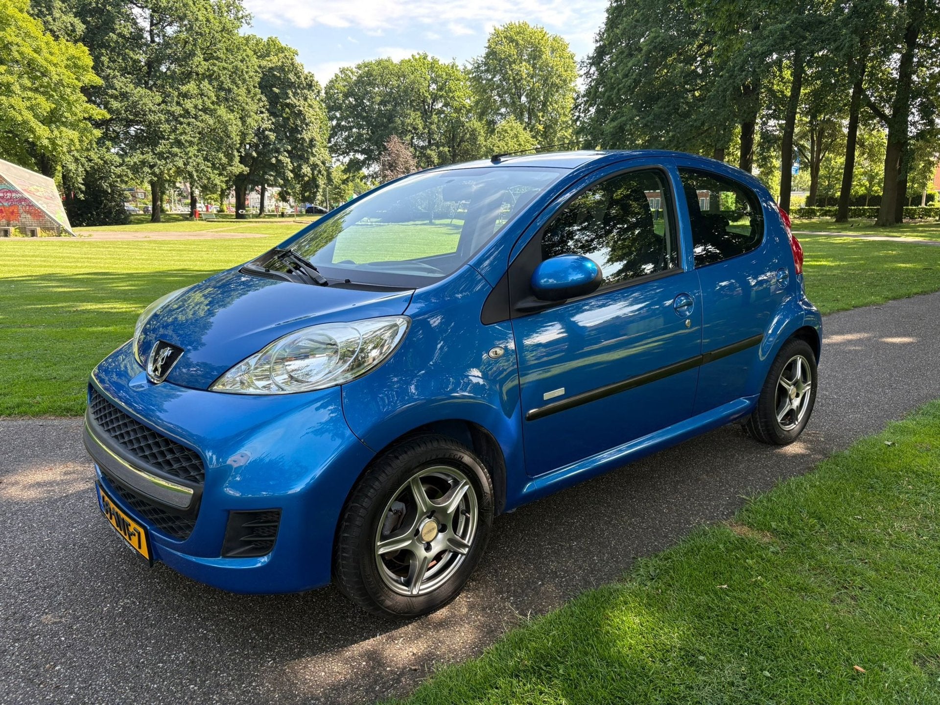 Peugeot 107 1.0-12V Millesim 200 lage km stand NAP, Auto's, Voorwielaandrijving, Euro 5, Gebruikt, 68 pk