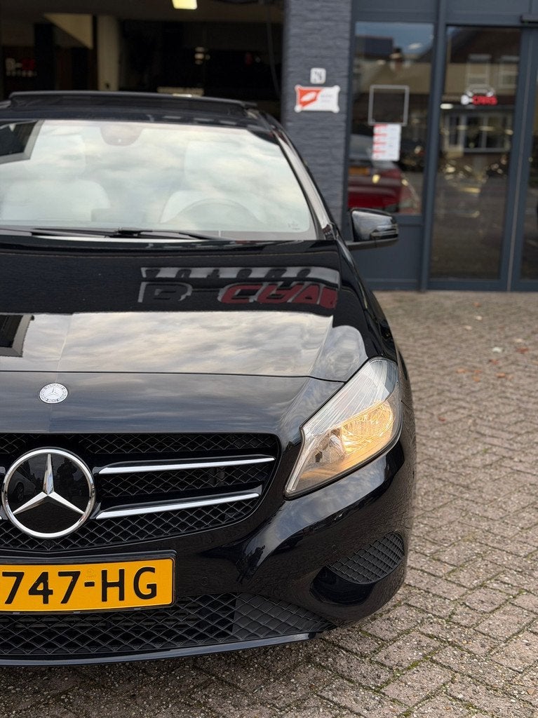 Mercedes-Benz A-klasse 180 Ambition Leer|Pano|Stoelvw|Navi|A, Auto's, Gebruikt, 4 cilinders, 19 km/l, Geïmporteerd