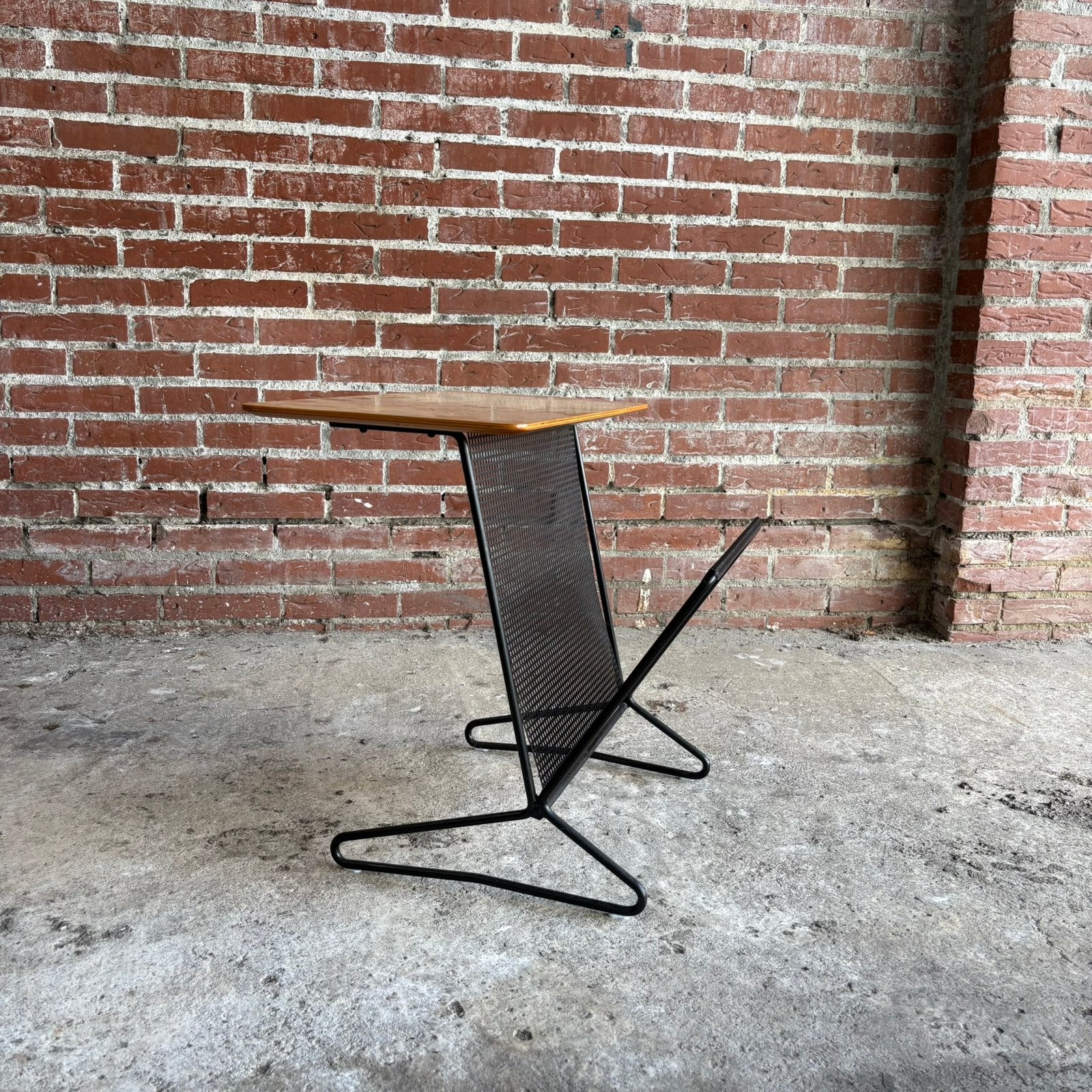 Pastoe bijzettafel, lectuurtafel, Cees Braakman vintage, Huis en Inrichting, Overige materialen, Minder dan 55 cm, Pastoe, Onbekend