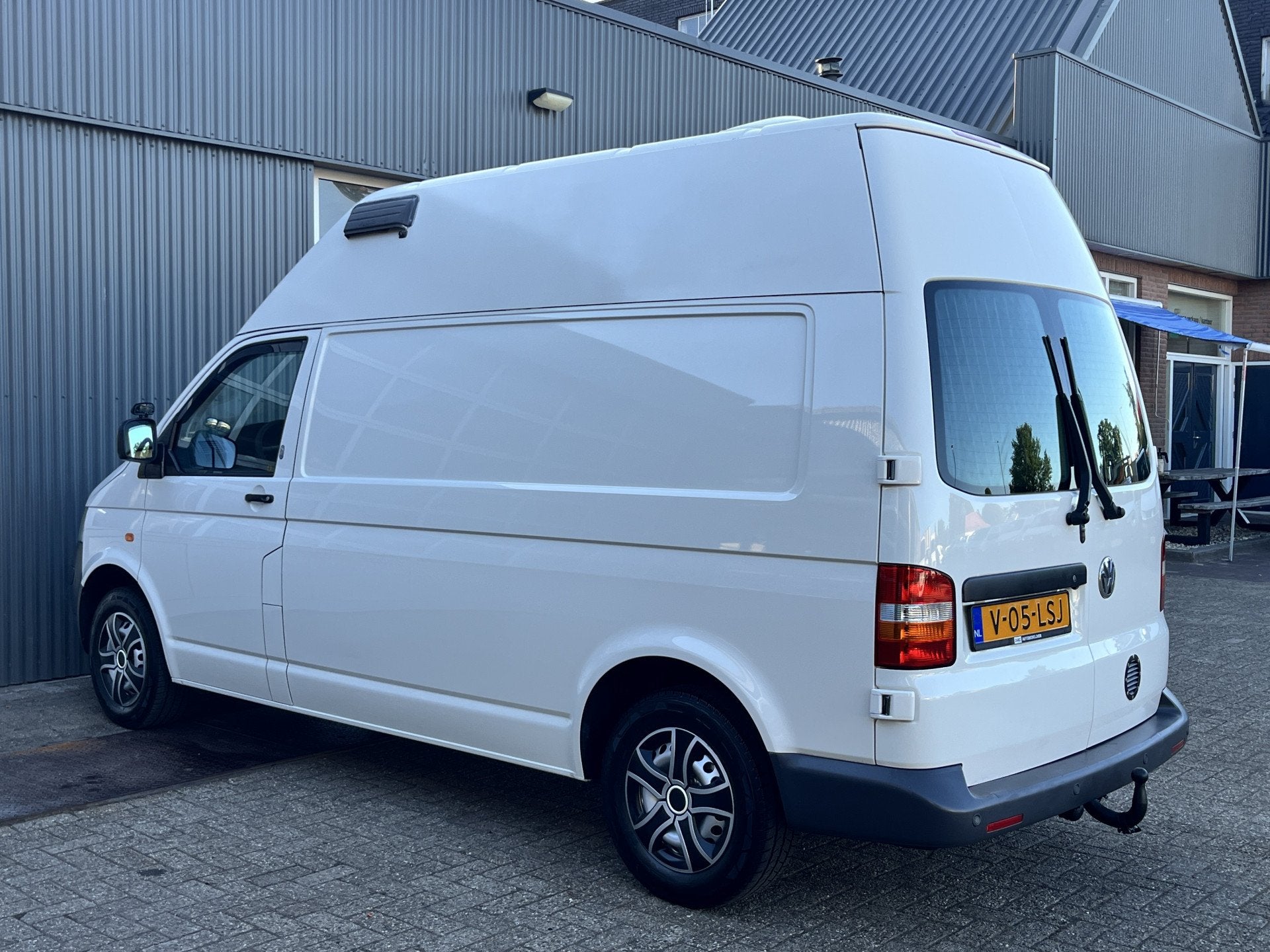 Volkswagen Transporter 2.5 TDI 340 130pk L2H3 BTW vrij! Auto, Auto's, Bestelauto's, Stof, Zwart, Volkswagen, Wit