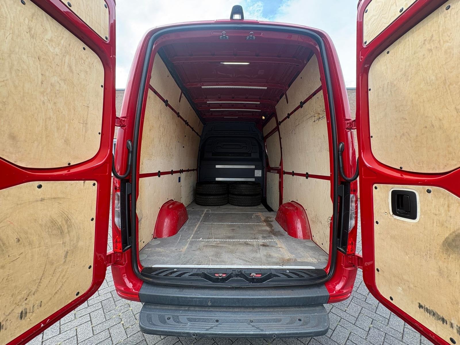 Mercedes-Benz Sprinter 315CDI 150PK L2H2 RWD / Carplay / M-B, Gebruikt, 4 cilinders, Bedrijf, Verwarmde buitenspiegels